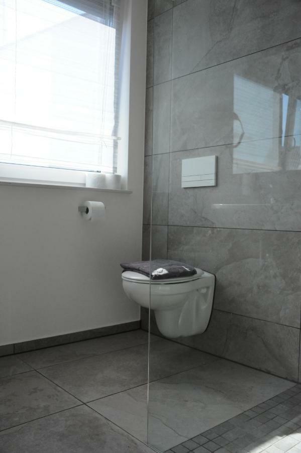 Kleine Studio-Wohnung, Kontaktloser Check-In Meckenbeuren Buitenkant foto