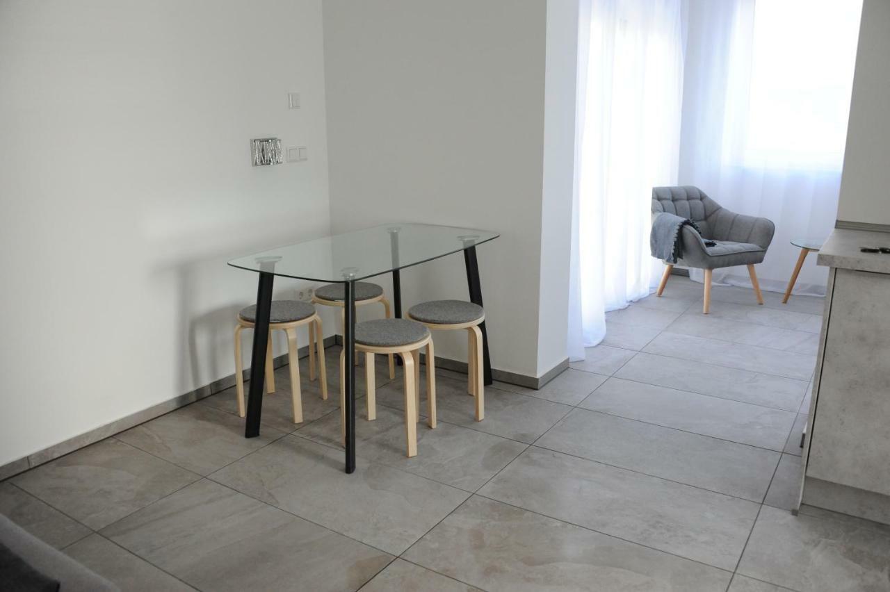 Kleine Studio-Wohnung, Kontaktloser Check-In Meckenbeuren Buitenkant foto